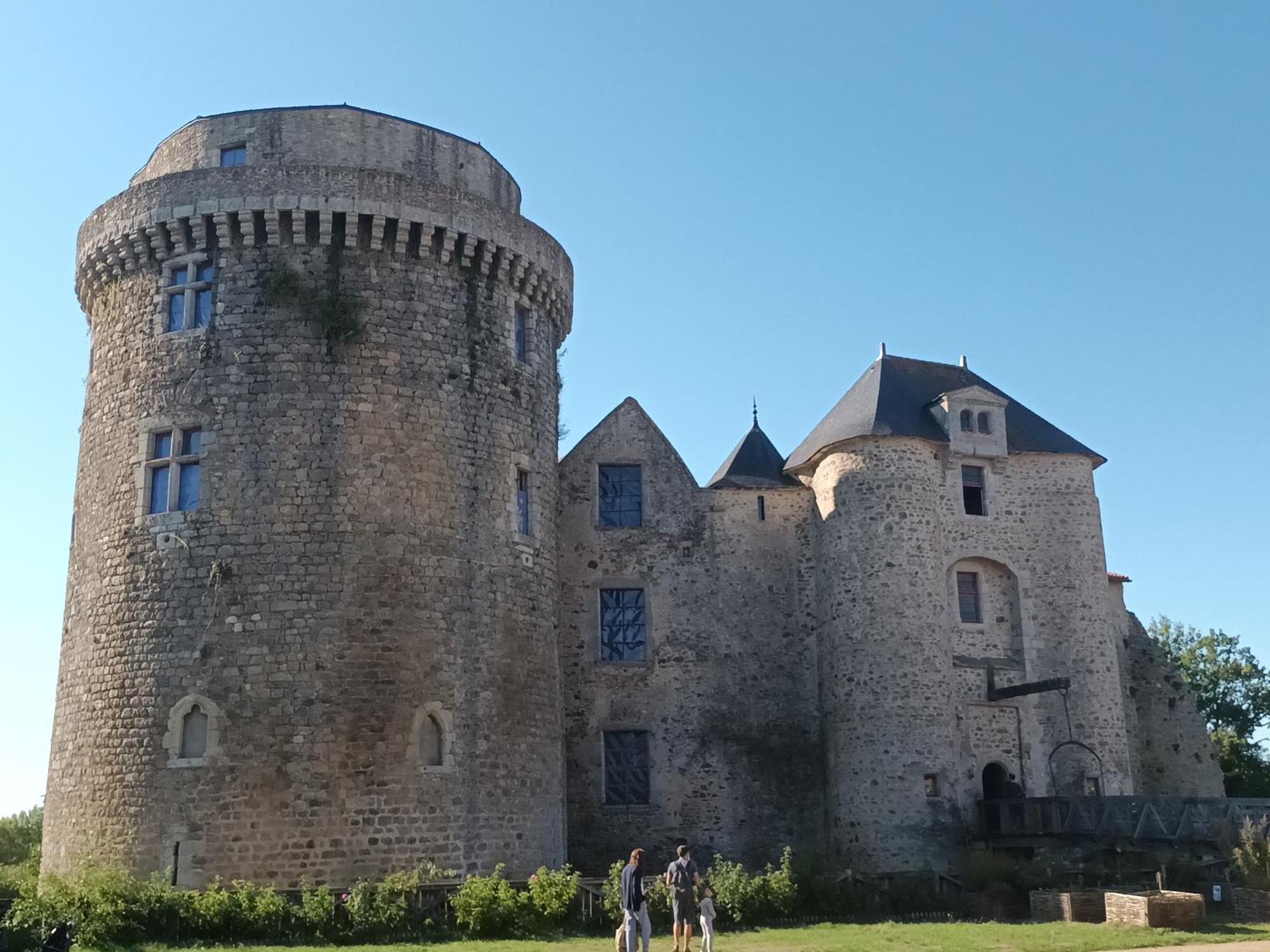 Gite De La Fecleval 6 Personnes Proche Du Puy Dufou Saint-Mesmin  المظهر الخارجي الصورة